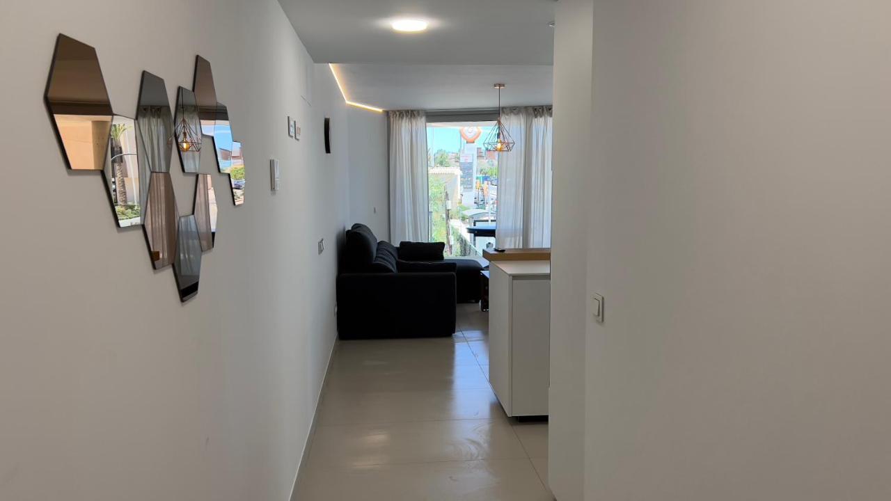 פואנגירולה 2Bedroom Beach Front Unit Wave Collection מראה חיצוני תמונה