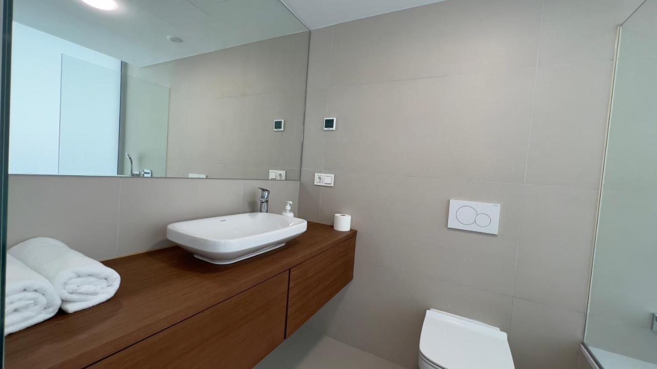 פואנגירולה 2Bedroom Beach Front Unit Wave Collection מראה חיצוני תמונה