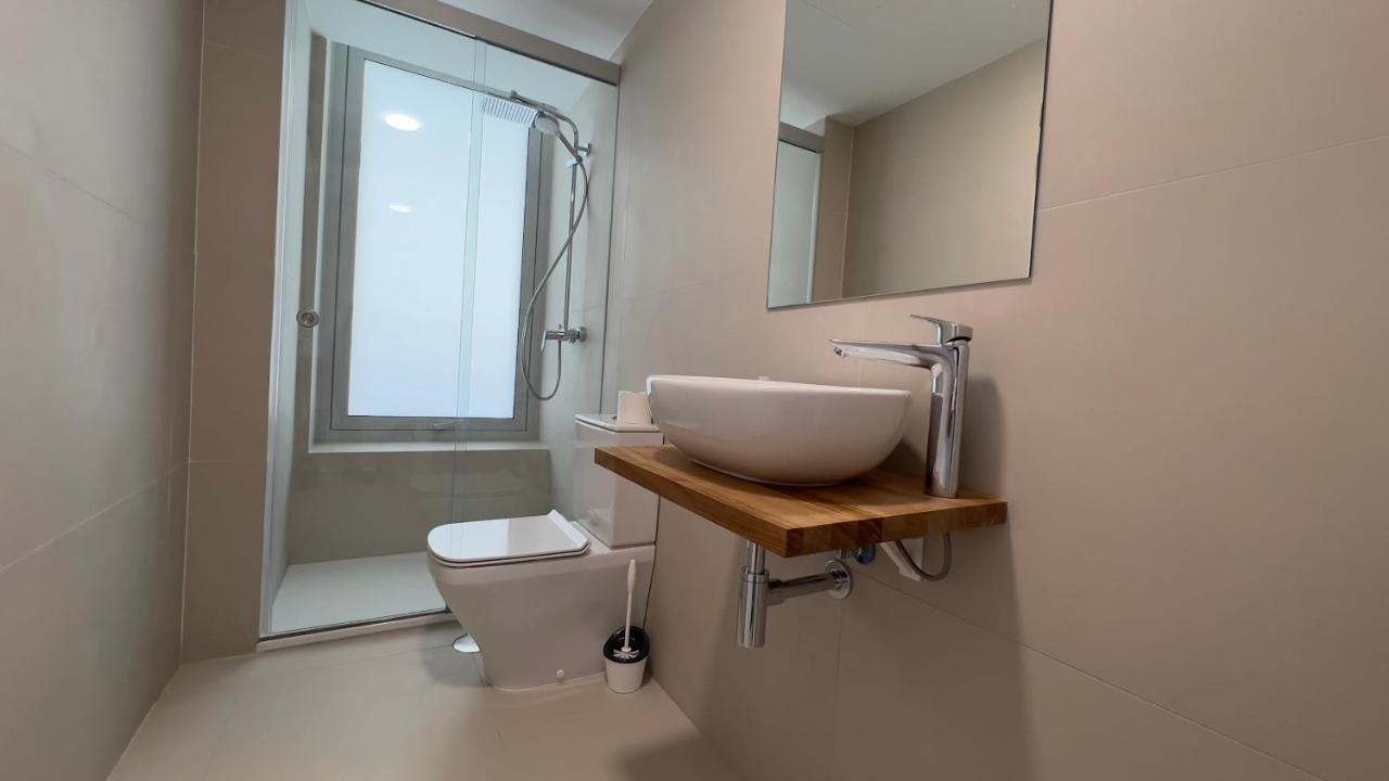 פואנגירולה 2Bedroom Beach Front Unit Wave Collection מראה חיצוני תמונה